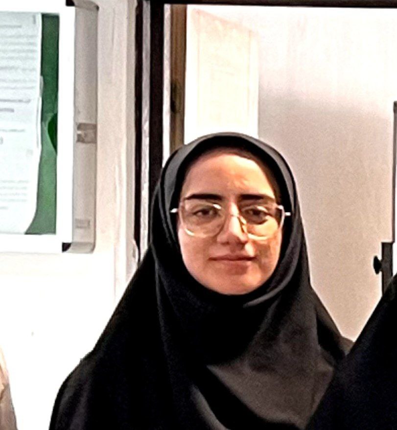 مه‌تا رنج کش زاده